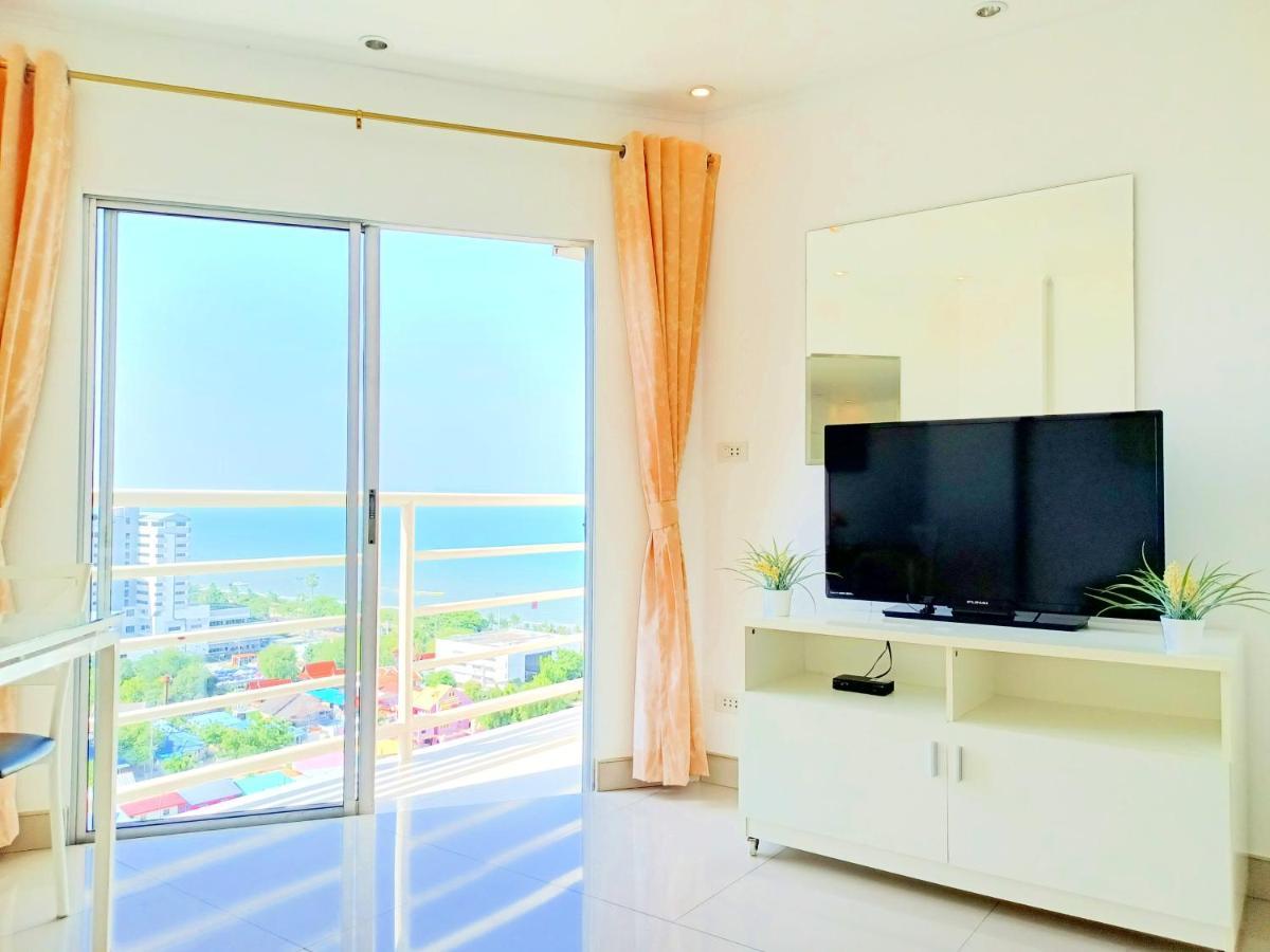 Sea View Beachfront Condos Pattaya ジョムティエンビーチ エクステリア 写真