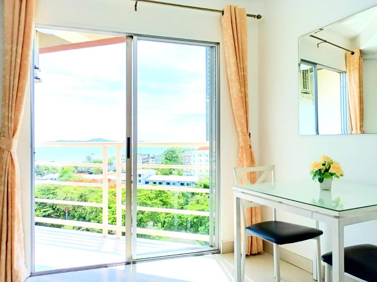 Sea View Beachfront Condos Pattaya ジョムティエンビーチ エクステリア 写真