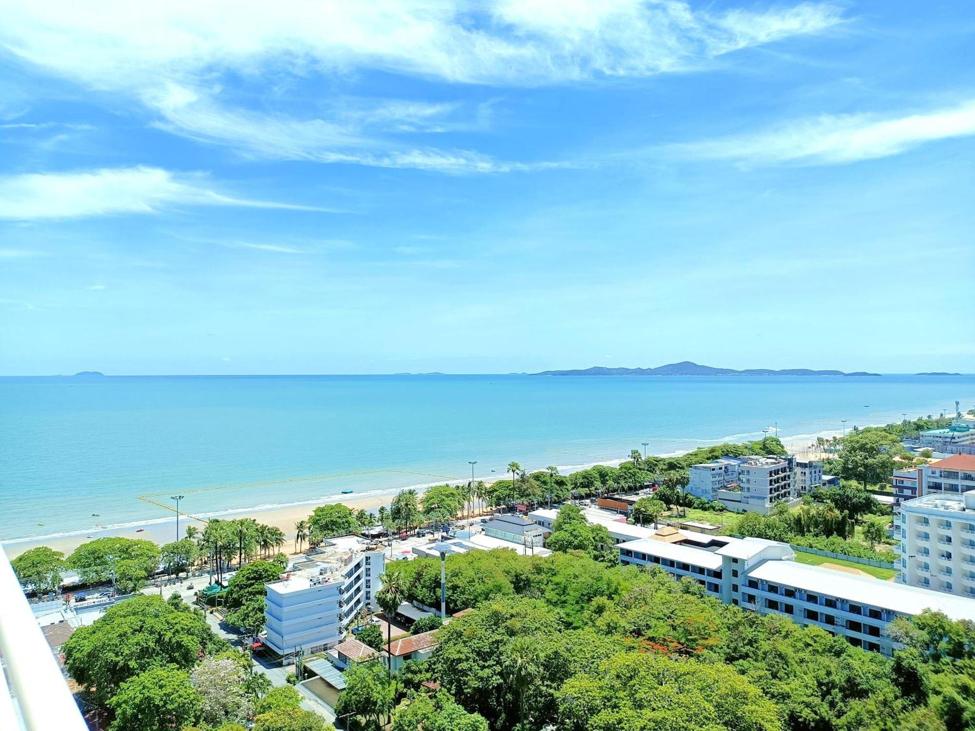 Sea View Beachfront Condos Pattaya ジョムティエンビーチ エクステリア 写真